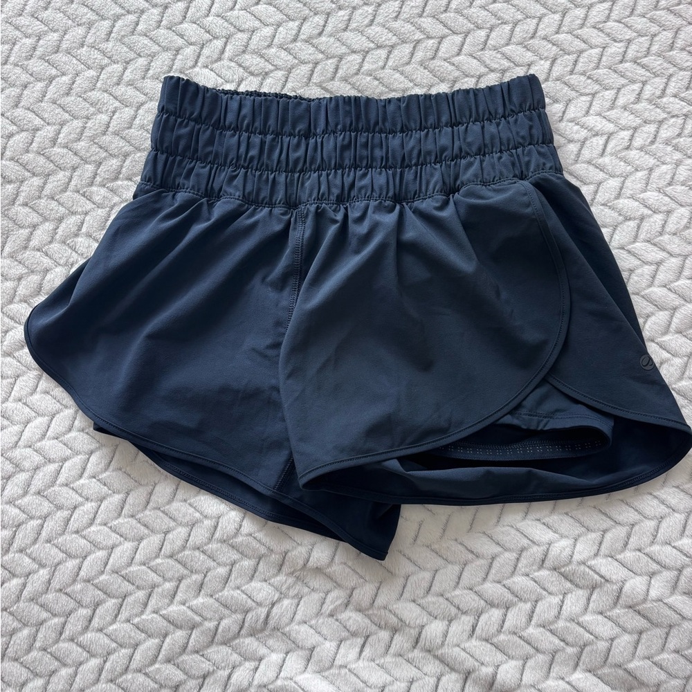 Women's CRZ Yoga 2 in 1 running shorts